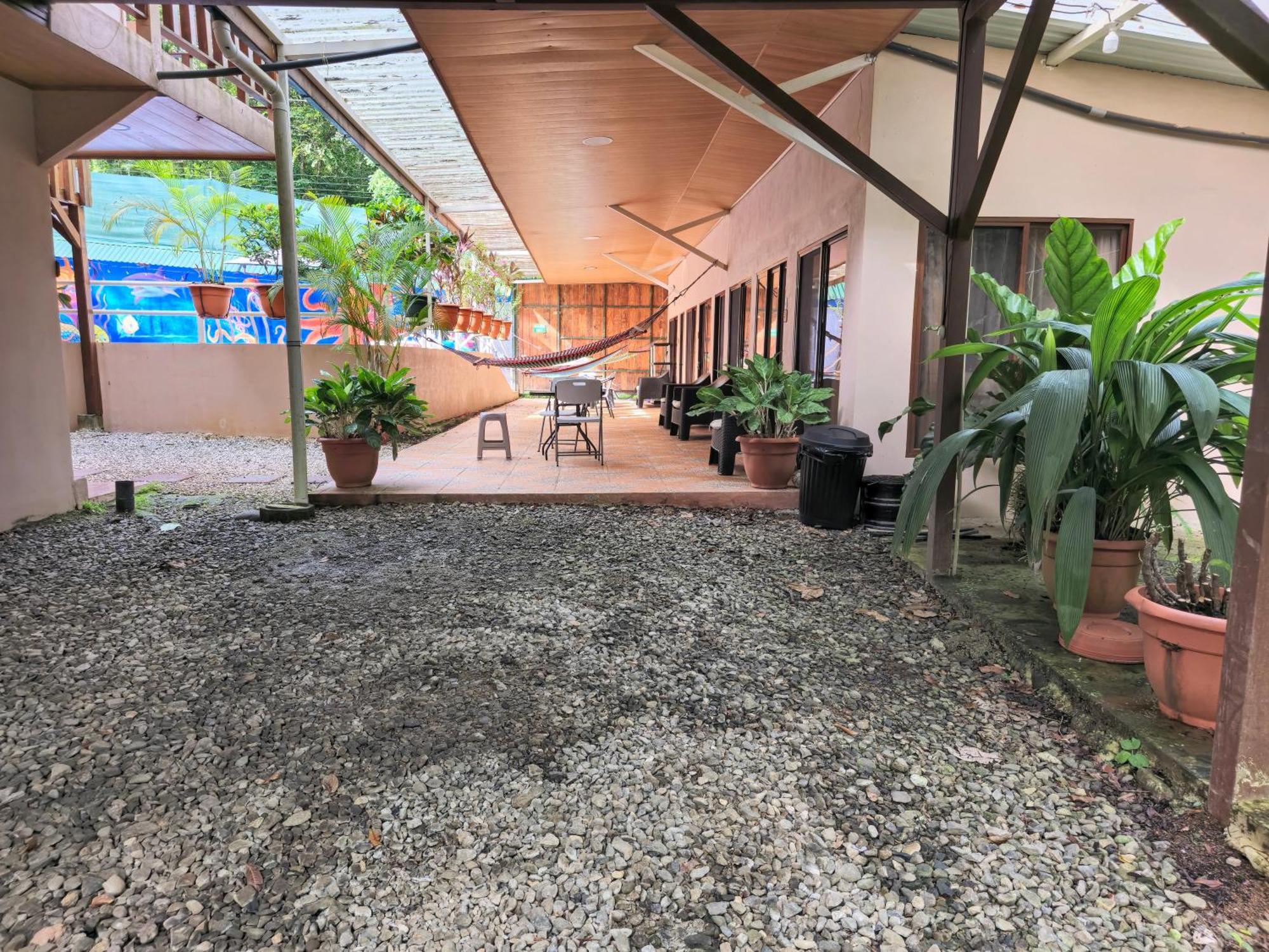 Cool Waters Jungle Villas Uvita Exterior foto