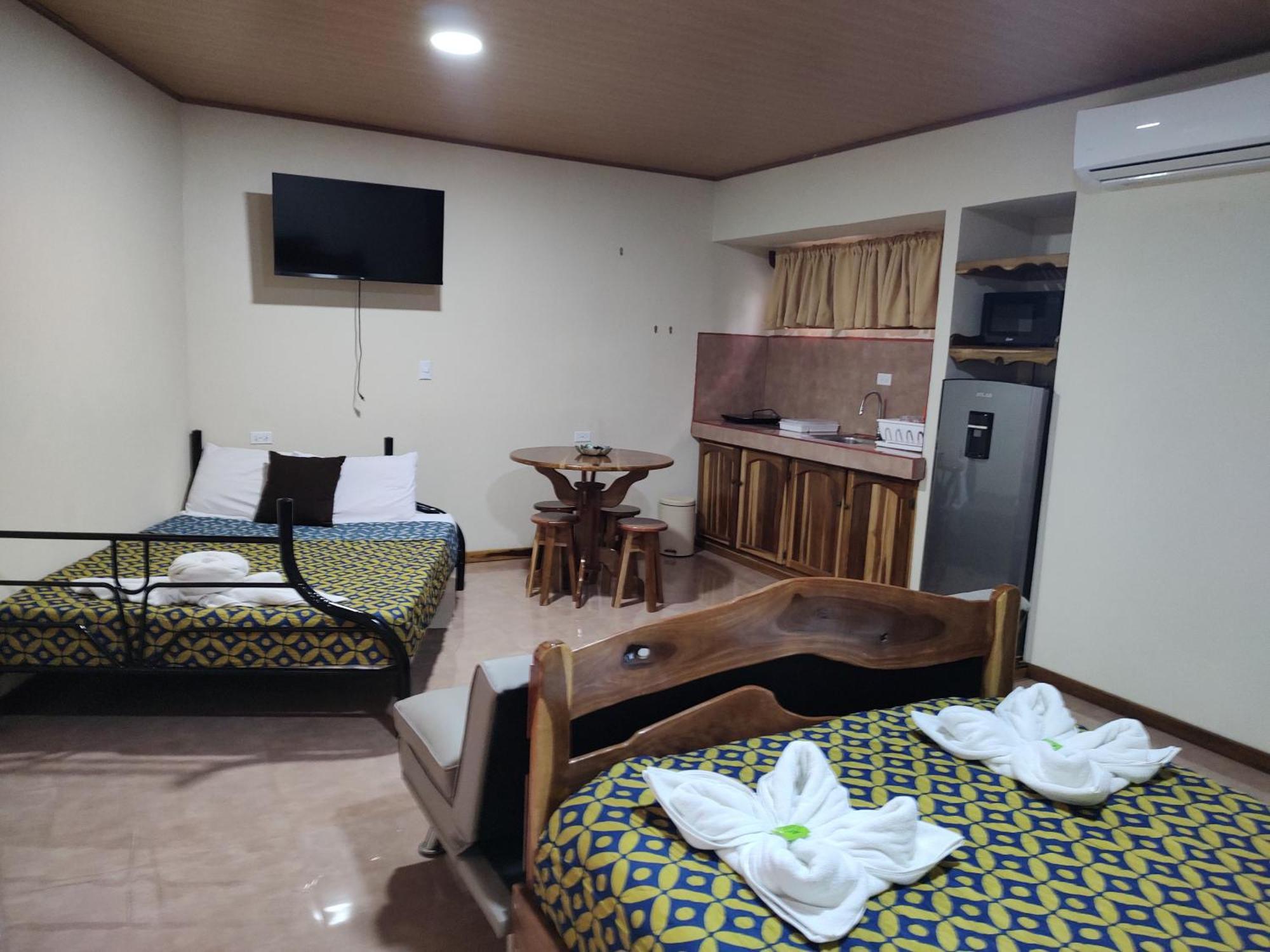 Cool Waters Jungle Villas Uvita Exterior foto
